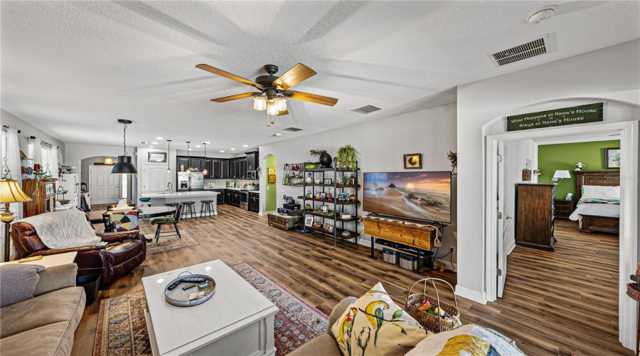Riverview, Florida 33569, 4 Bedroom Bedrooms, ,3 Bathroombathrooms,Residential,For Sale,Sand Stone Rock,0,Mfrtb8480207