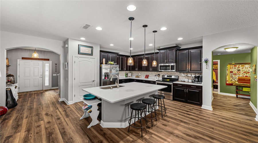 Riverview, Florida 33569, 4 Bedroom Bedrooms, ,3 Bathroombathrooms,Residential,For Sale,Sand Stone Rock,0,Mfrtb8480207