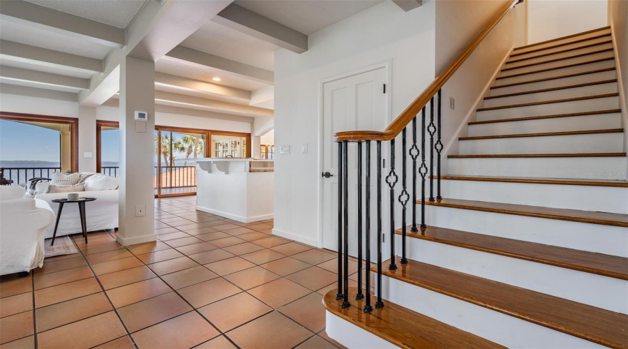 Palm Harbor, Florida 34683, 5 Bedroom Bedrooms, ,4 Bathroombathrooms,Residential,For Sale,Carlyle,0,Mfrtb8542497