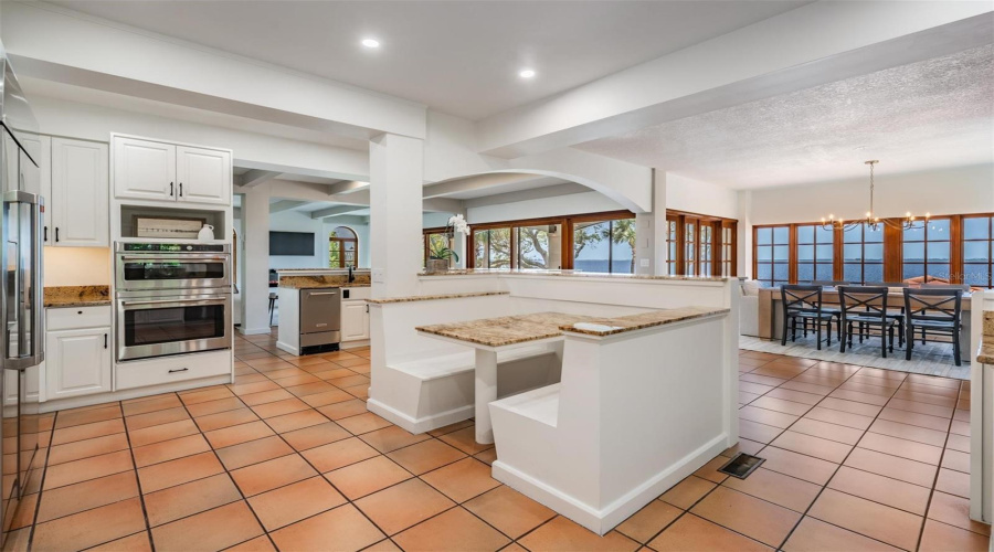 Palm Harbor, Florida 34683, 5 Bedroom Bedrooms, ,4 Bathroombathrooms,Residential,For Sale,Carlyle,0,Mfrtb8542497