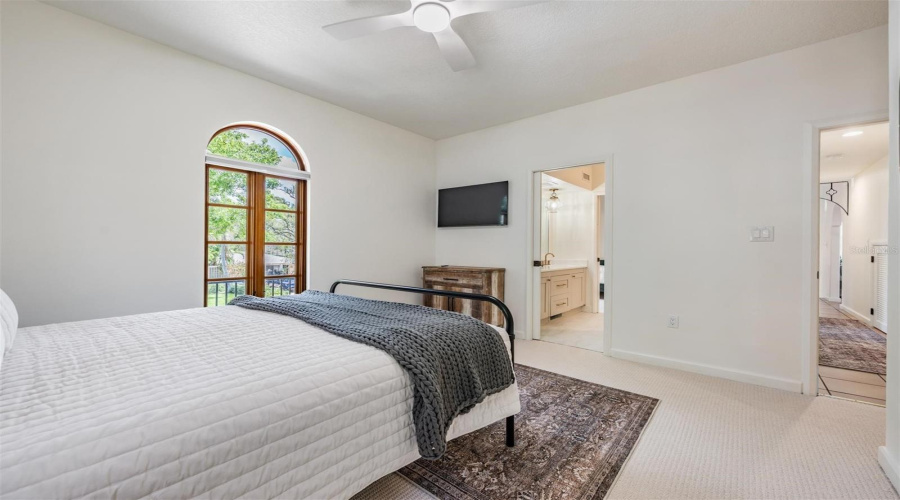 Palm Harbor, Florida 34683, 5 Bedroom Bedrooms, ,4 Bathroombathrooms,Residential,For Sale,Carlyle,0,Mfrtb8542497