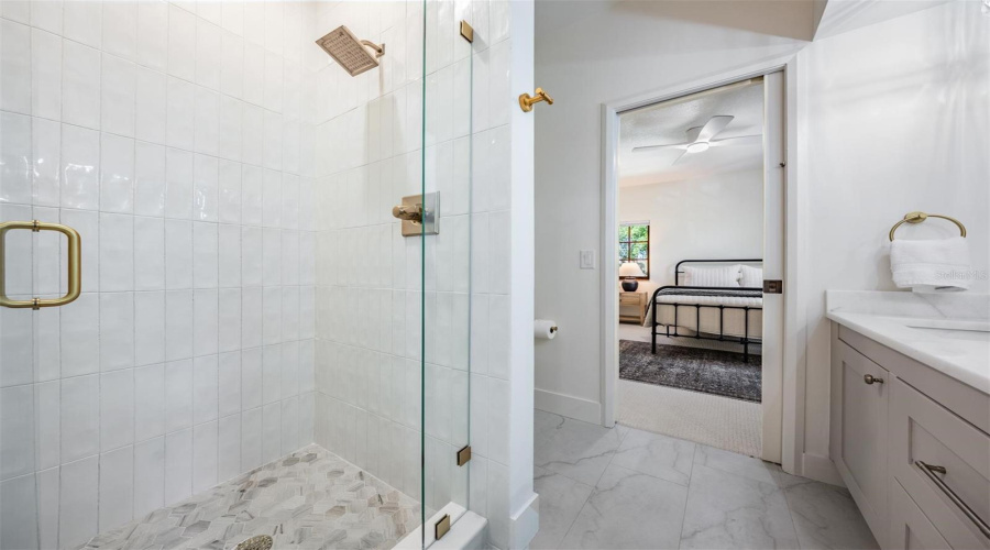 Palm Harbor, Florida 34683, 5 Bedroom Bedrooms, ,4 Bathroombathrooms,Residential,For Sale,Carlyle,0,Mfrtb8542497