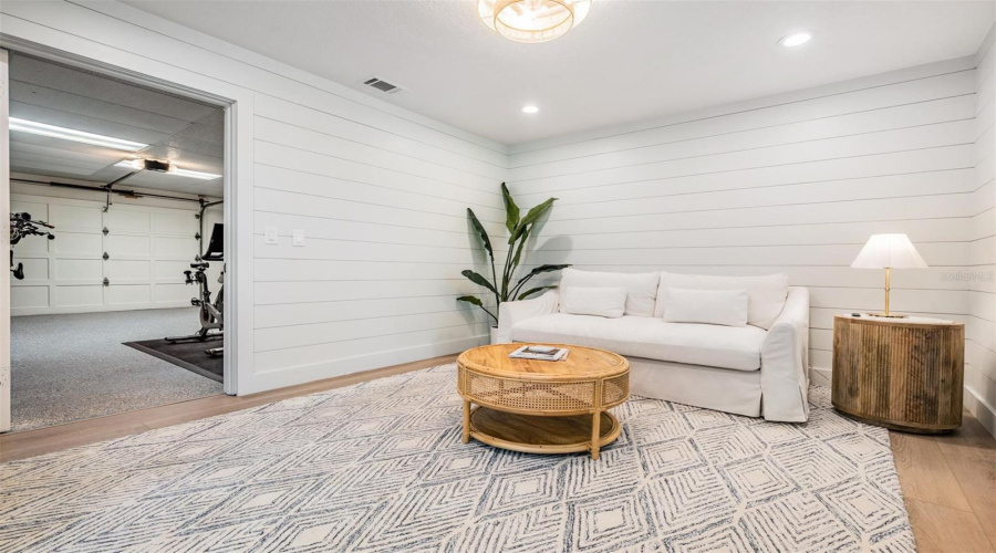 Palm Harbor, Florida 34683, 5 Bedroom Bedrooms, ,4 Bathroombathrooms,Residential,For Sale,Carlyle,0,Mfrtb8542497