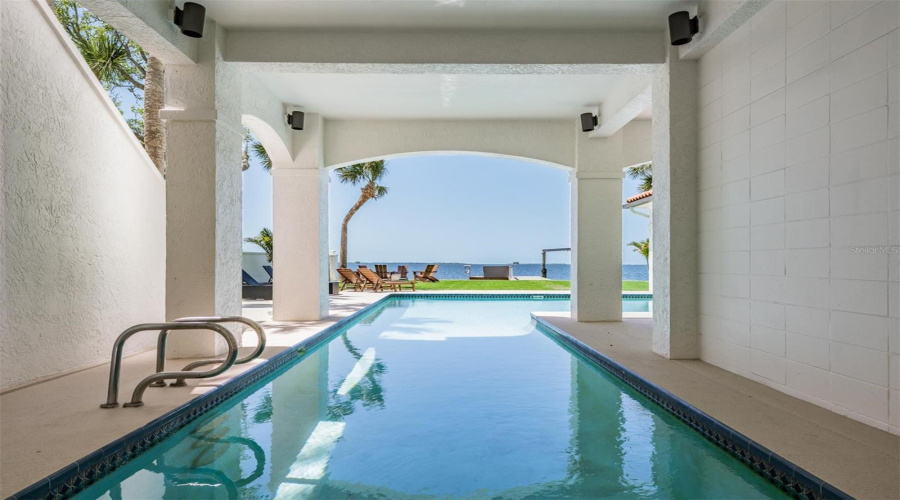 Palm Harbor, Florida 34683, 5 Bedroom Bedrooms, ,4 Bathroombathrooms,Residential,For Sale,Carlyle,0,Mfrtb8542497