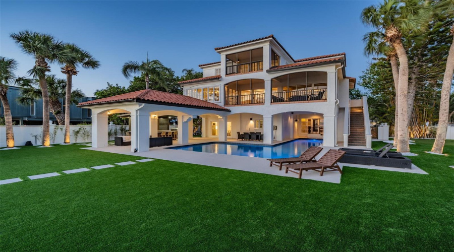 Palm Harbor, Florida 34683, 5 Bedroom Bedrooms, ,4 Bathroombathrooms,Residential,For Sale,Carlyle,0,Mfrtb8542497
