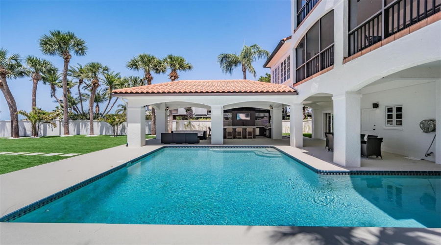 Palm Harbor, Florida 34683, 5 Bedroom Bedrooms, ,4 Bathroombathrooms,Residential,For Sale,Carlyle,0,Mfrtb8542497