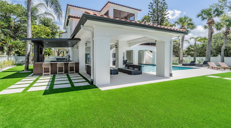 Palm Harbor, Florida 34683, 5 Bedroom Bedrooms, ,4 Bathroombathrooms,Residential,For Sale,Carlyle,0,Mfrtb8542497