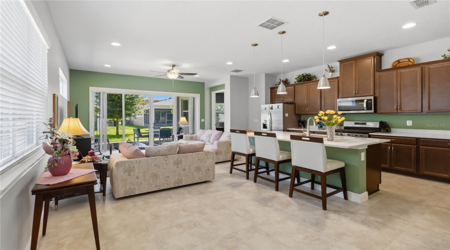 St Cloud, Florida 34772, 2 Bedroom Bedrooms, ,2 Bathroombathrooms,Residential,For Sale,Datura,0,Mfrs5156184
