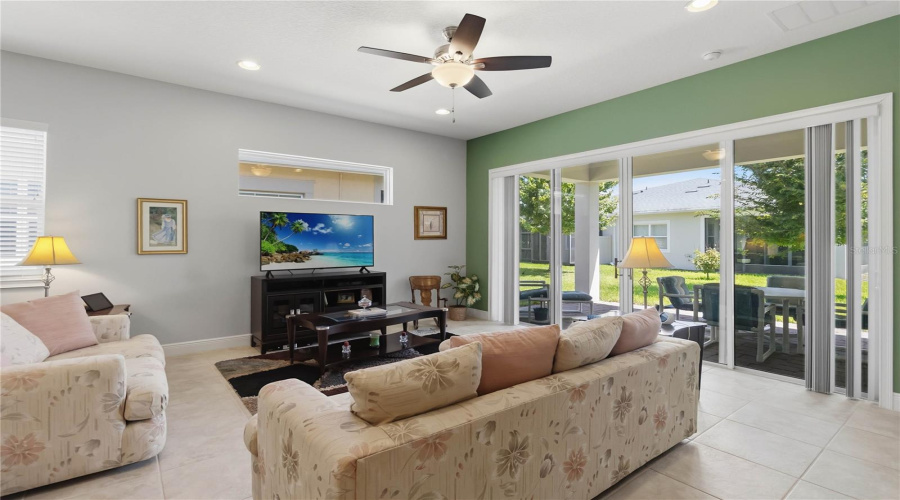 St Cloud, Florida 34772, 2 Bedroom Bedrooms, ,2 Bathroombathrooms,Residential,For Sale,Datura,0,Mfrs5156184