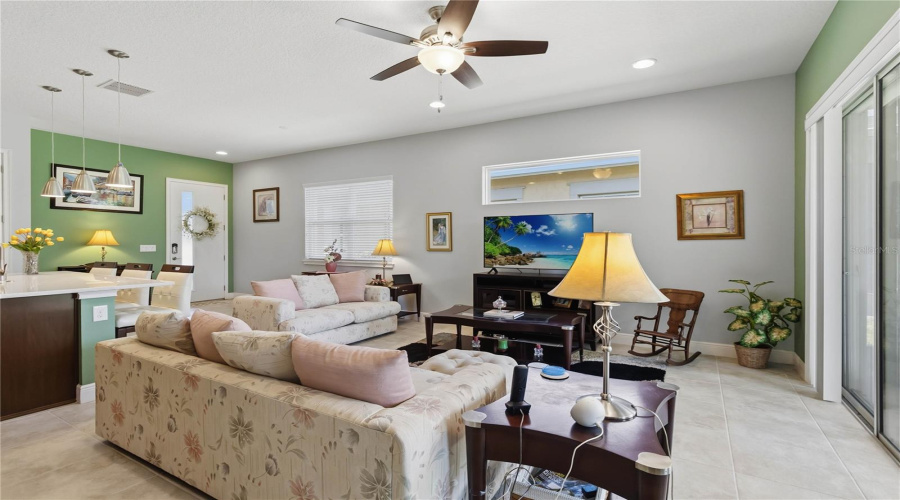 St Cloud, Florida 34772, 2 Bedroom Bedrooms, ,2 Bathroombathrooms,Residential,For Sale,Datura,0,Mfrs5156184