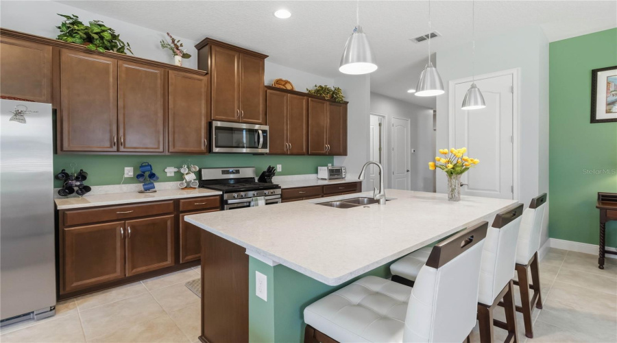 St Cloud, Florida 34772, 2 Bedroom Bedrooms, ,2 Bathroombathrooms,Residential,For Sale,Datura,0,Mfrs5156184