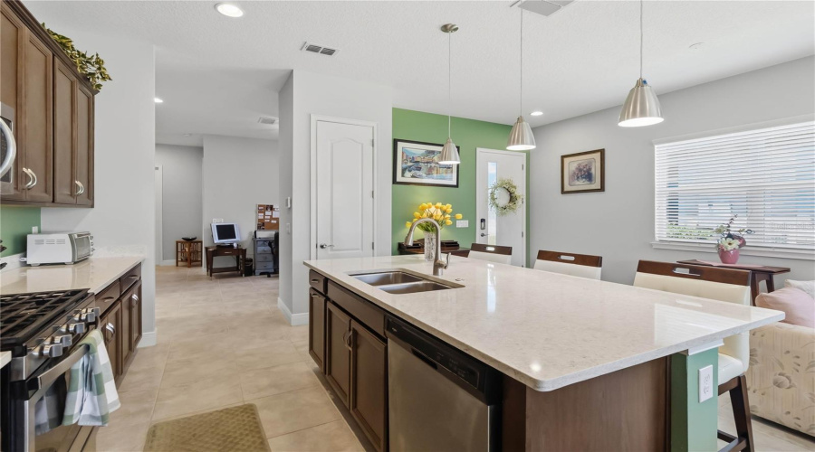 St Cloud, Florida 34772, 2 Bedroom Bedrooms, ,2 Bathroombathrooms,Residential,For Sale,Datura,0,Mfrs5156184