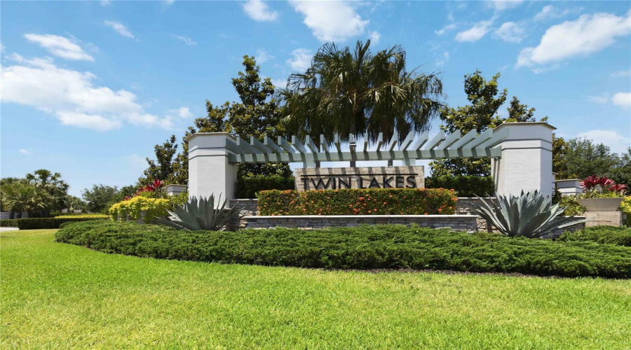 St Cloud, Florida 34772, 2 Bedroom Bedrooms, ,2 Bathroombathrooms,Residential,For Sale,Datura,0,Mfrs5156184