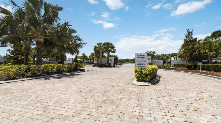 St Cloud, Florida 34772, 2 Bedroom Bedrooms, ,2 Bathroombathrooms,Residential,For Sale,Datura,0,Mfrs5156184