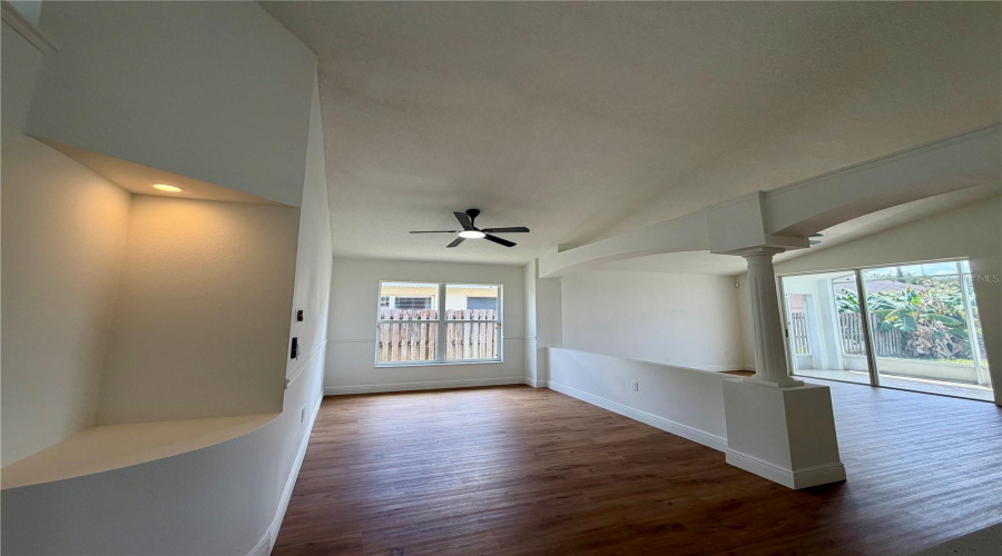 Orlando, Florida 32837, 4 Bedroom Bedrooms, ,2 Bathroombathrooms,Residential,For Sale,Eyas,0,Mfro6436625