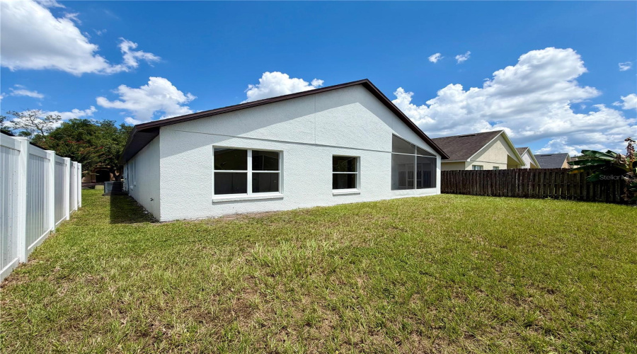 Orlando, Florida 32837, 4 Bedroom Bedrooms, ,2 Bathroombathrooms,Residential,For Sale,Eyas,0,Mfro6436625