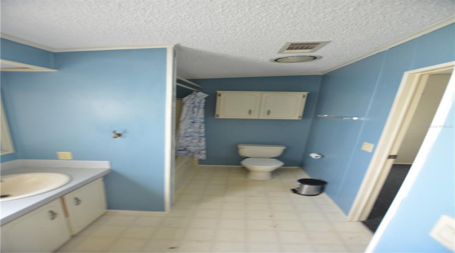 St Petersburg, Florida 33709, 2 Bedroom Bedrooms, ,2 Bathroombathrooms,Residential,For Sale,75Th,0,Mfrl4964395