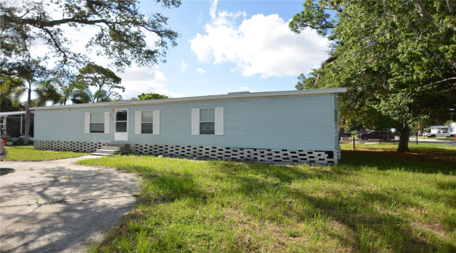 St Petersburg, Florida 33709, 2 Bedroom Bedrooms, ,2 Bathroombathrooms,Residential,For Sale,75Th,0,Mfrl4964395
