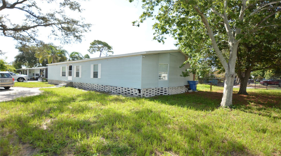 St Petersburg, Florida 33709, 2 Bedroom Bedrooms, ,2 Bathroombathrooms,Residential,For Sale,75Th,0,Mfrl4964395