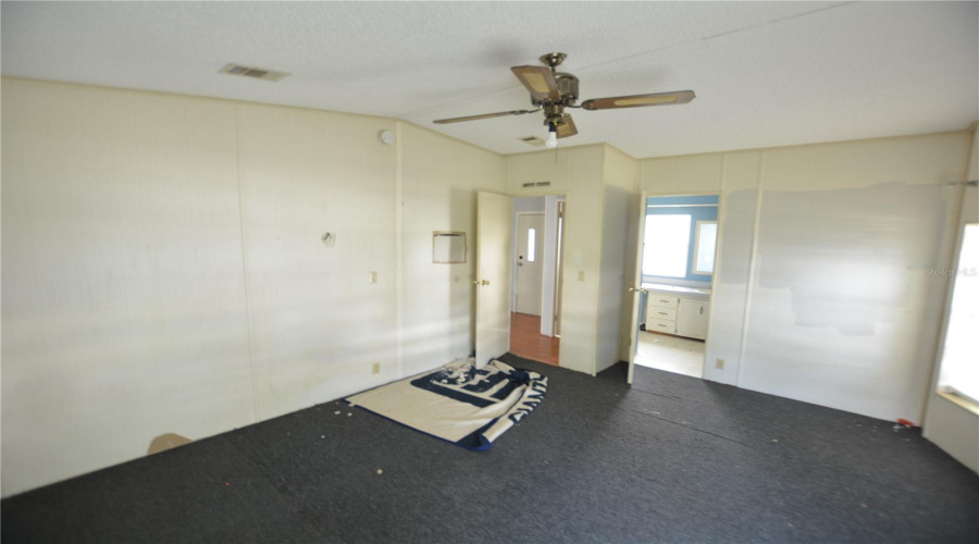 St Petersburg, Florida 33709, 2 Bedroom Bedrooms, ,2 Bathroombathrooms,Residential,For Sale,75Th,0,Mfrl4964395