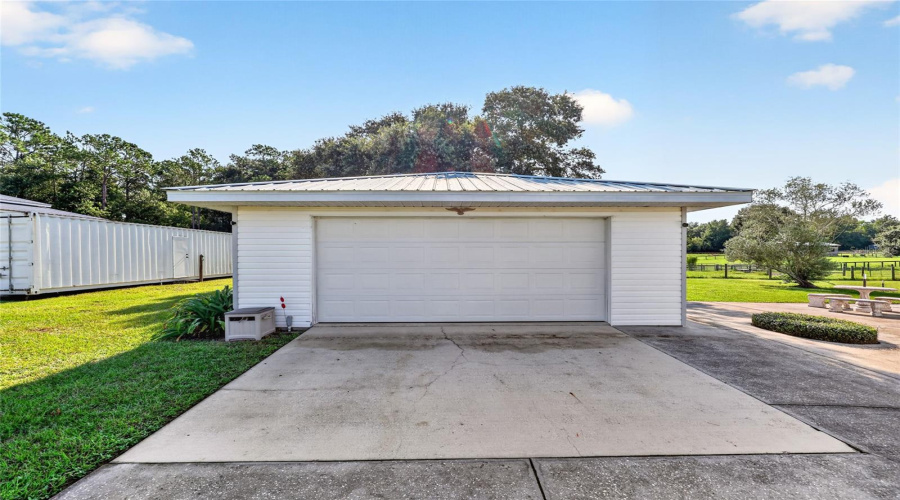 2 Car Garage