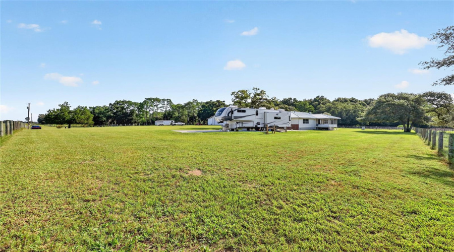Morriston, Florida 32668, 3 Bedroom Bedrooms, ,3 Bathroombathrooms,Residential,For Sale,27Th,0,Mfrom730154