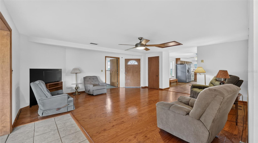Morriston, Florida 32668, 3 Bedroom Bedrooms, ,3 Bathroombathrooms,Residential,For Sale,27Th,0,Mfrom730154