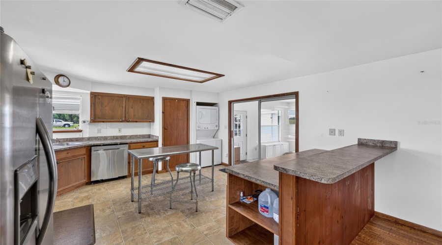 Morriston, Florida 32668, 3 Bedroom Bedrooms, ,3 Bathroombathrooms,Residential,For Sale,27Th,0,Mfrom730154
