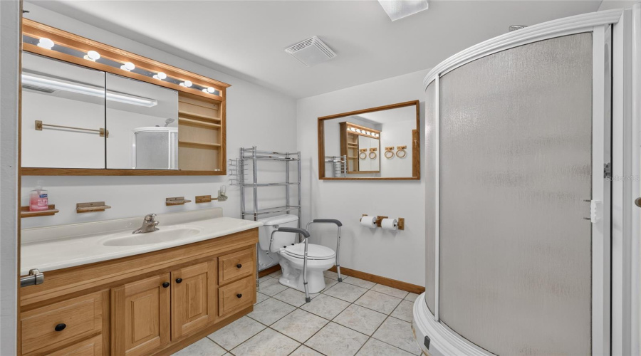 Morriston, Florida 32668, 3 Bedroom Bedrooms, ,3 Bathroombathrooms,Residential,For Sale,27Th,0,Mfrom730154