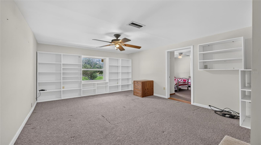 Flex Room