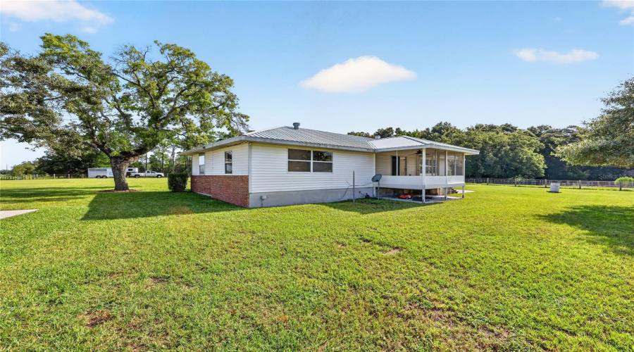Morriston, Florida 32668, 3 Bedroom Bedrooms, ,3 Bathroombathrooms,Residential,For Sale,27Th,0,Mfrom730154