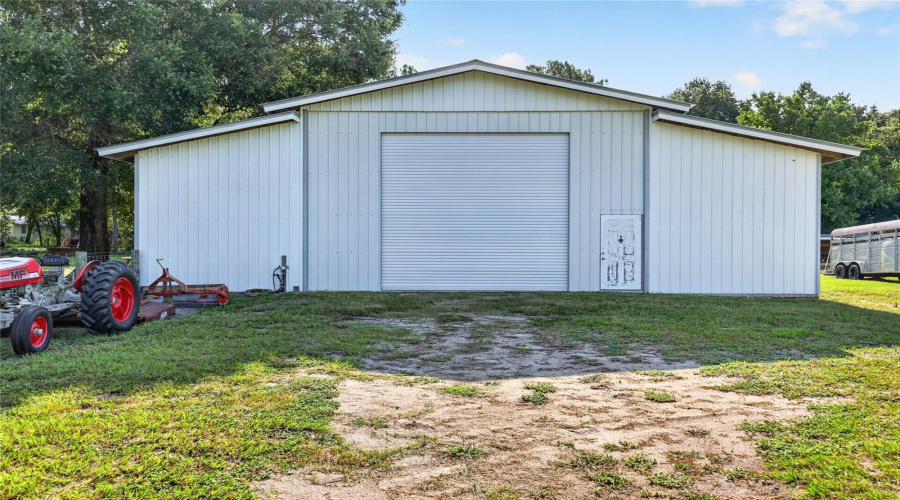 50 X 50 Equipment Barn With Electricity