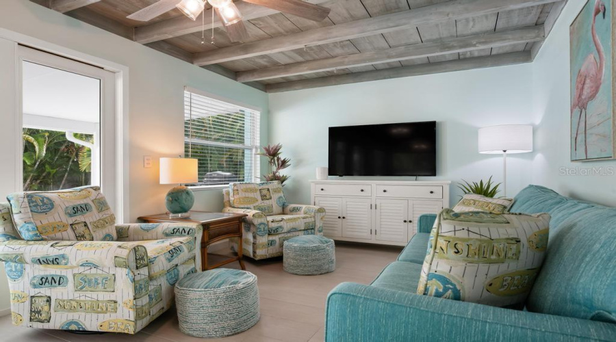 Holmes Beach, Florida 34217, 2 Bedroom Bedrooms, ,2 Bathroombathrooms,Residential,For Sale,Bay Palms,0,Mfra4703735