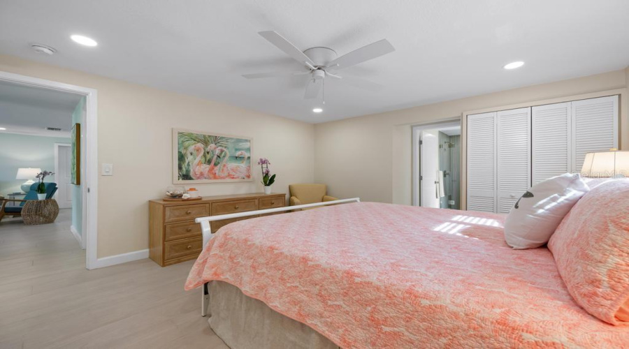 Holmes Beach, Florida 34217, 2 Bedroom Bedrooms, ,2 Bathroombathrooms,Residential,For Sale,Bay Palms,0,Mfra4703735