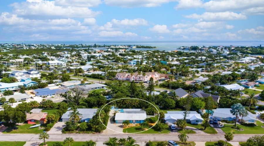 Holmes Beach, Florida 34217, 2 Bedroom Bedrooms, ,2 Bathroombathrooms,Residential,For Sale,Bay Palms,0,Mfra4703735