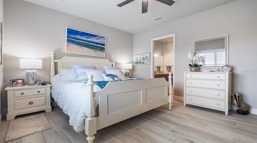 Ormond Beach, Florida 32174, 3 Bedroom Bedrooms, ,3 Bathroombathrooms,Residential,For Sale,Longridge,0,Mfrfc313642