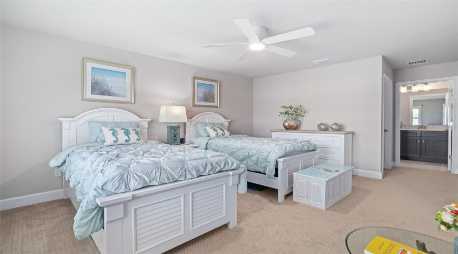 Ormond Beach, Florida 32174, 3 Bedroom Bedrooms, ,3 Bathroombathrooms,Residential,For Sale,Longridge,0,Mfrfc313642