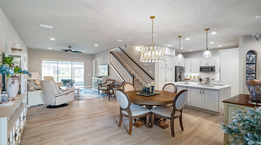 Ormond Beach, Florida 32174, 3 Bedroom Bedrooms, ,3 Bathroombathrooms,Residential,For Sale,Longridge,0,Mfrfc313642