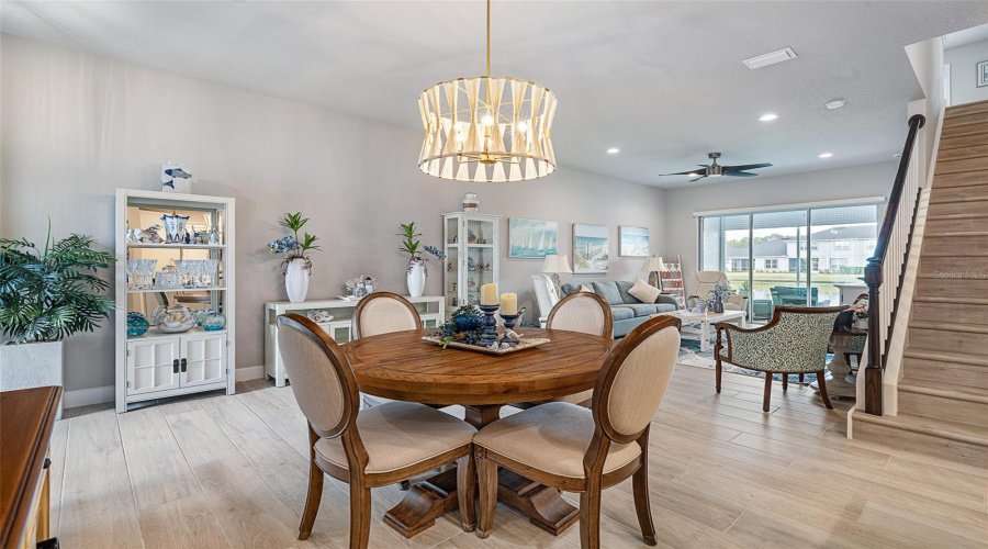 Ormond Beach, Florida 32174, 3 Bedroom Bedrooms, ,3 Bathroombathrooms,Residential,For Sale,Longridge,0,Mfrfc313642