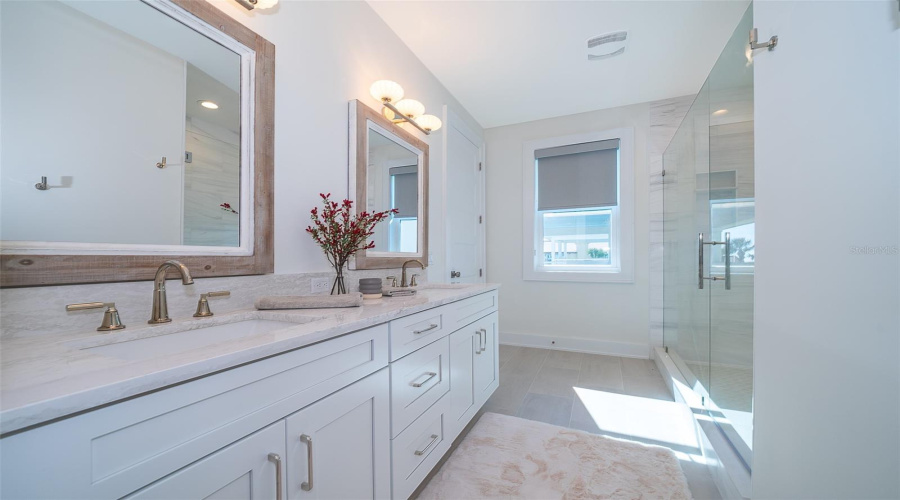 Palm Coast, Florida 32137, 5 Bedroom Bedrooms, ,4 Bathroombathrooms,Residential,For Sale,Surfview,0,Mfro6286926