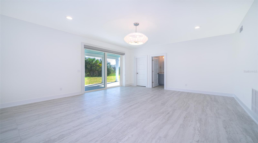 Palm Coast, Florida 32137, 5 Bedroom Bedrooms, ,4 Bathroombathrooms,Residential,For Sale,Surfview,0,Mfro6286926
