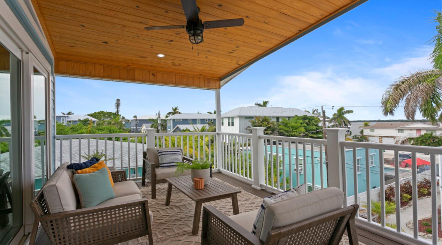Bradenton Beach, Florida 34217, 5 Bedroom Bedrooms, ,4 Bathroombathrooms,Residential,For Sale,Avenue B,0,Mfrtb8541696