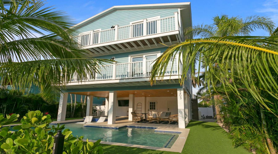 Bradenton Beach, Florida 34217, 5 Bedroom Bedrooms, ,4 Bathroombathrooms,Residential,For Sale,Avenue B,0,Mfrtb8541696