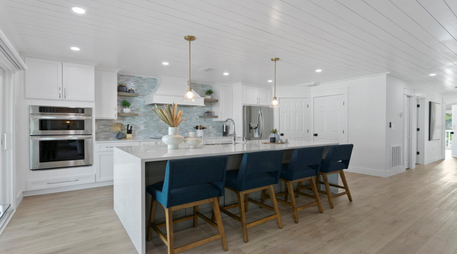 Bradenton Beach, Florida 34217, 5 Bedroom Bedrooms, ,4 Bathroombathrooms,Residential,For Sale,Avenue B,0,Mfrtb8541696