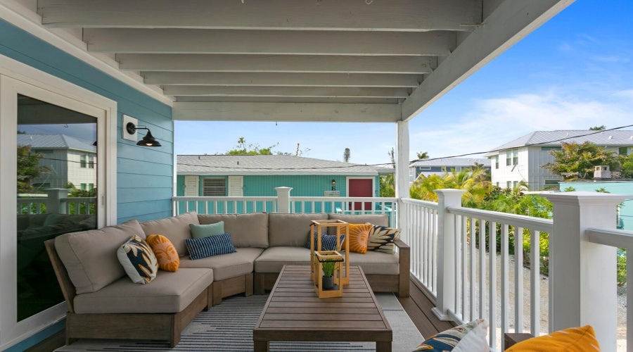 Bradenton Beach, Florida 34217, 5 Bedroom Bedrooms, ,4 Bathroombathrooms,Residential,For Sale,Avenue B,0,Mfrtb8541696