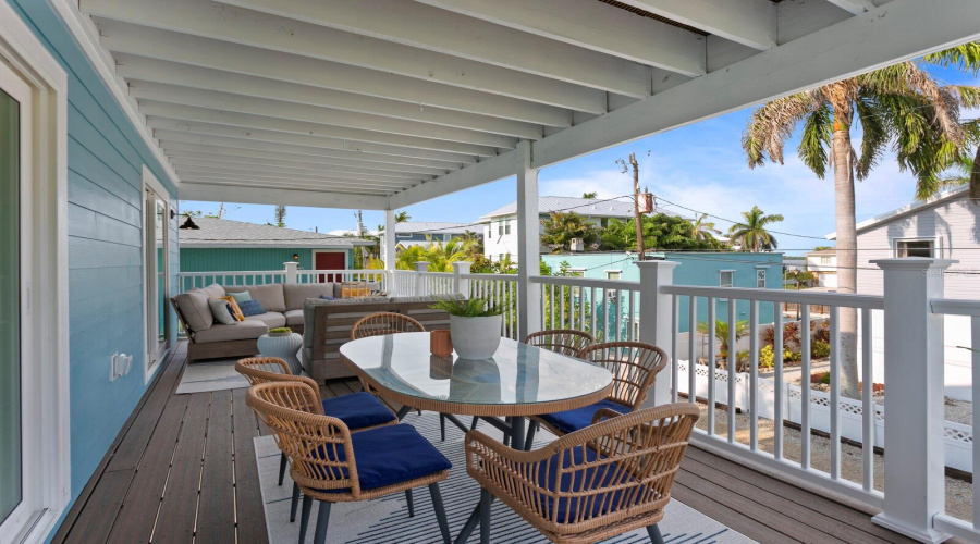 Bradenton Beach, Florida 34217, 5 Bedroom Bedrooms, ,4 Bathroombathrooms,Residential,For Sale,Avenue B,0,Mfrtb8541696
