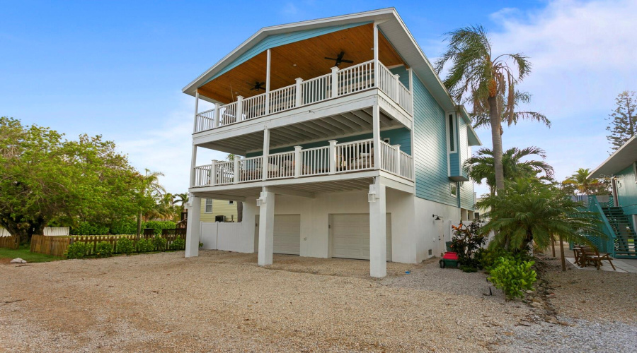 Bradenton Beach, Florida 34217, 5 Bedroom Bedrooms, ,4 Bathroombathrooms,Residential,For Sale,Avenue B,0,Mfrtb8541696