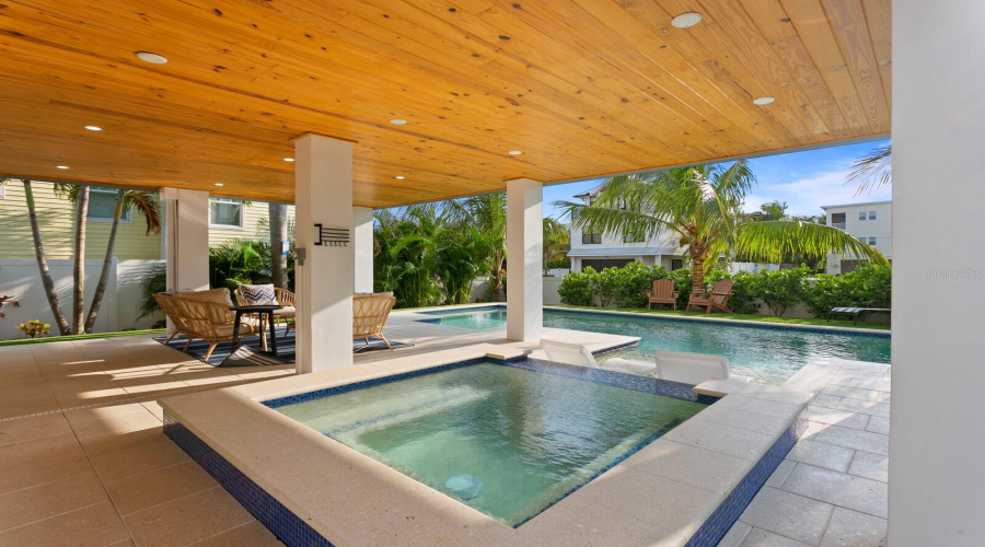 Bradenton Beach, Florida 34217, 5 Bedroom Bedrooms, ,4 Bathroombathrooms,Residential,For Sale,Avenue B,0,Mfrtb8541696