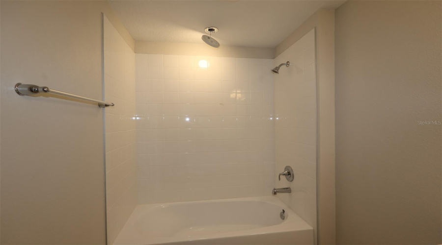 Orlando, Florida 32822, 3 Bedroom Bedrooms, ,2 Bathroombathrooms,Residential,For Sale,Fellow Wagon,0,Mfro6434118