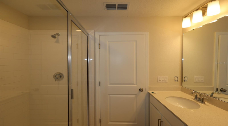 Orlando, Florida 32822, 3 Bedroom Bedrooms, ,2 Bathroombathrooms,Residential,For Sale,Fellow Wagon,0,Mfro6434118